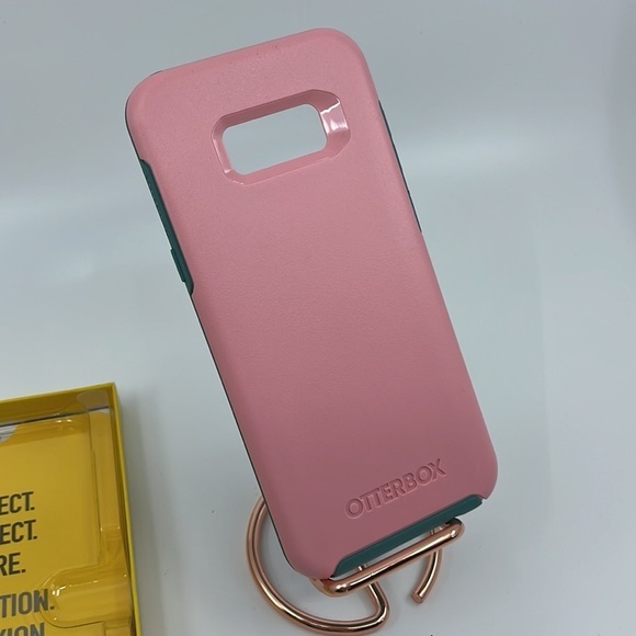 OtterBox‎ Symmetry Series Case: Samsung Galaxy S8+ in Prickly Pear Pink - Picture 4 of 5